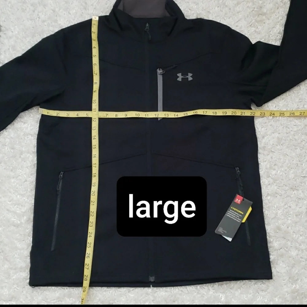 Men's Under Armour Water Wind Resistant Infrared retains heat